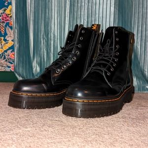 Dr. Martens Jadon platform boot